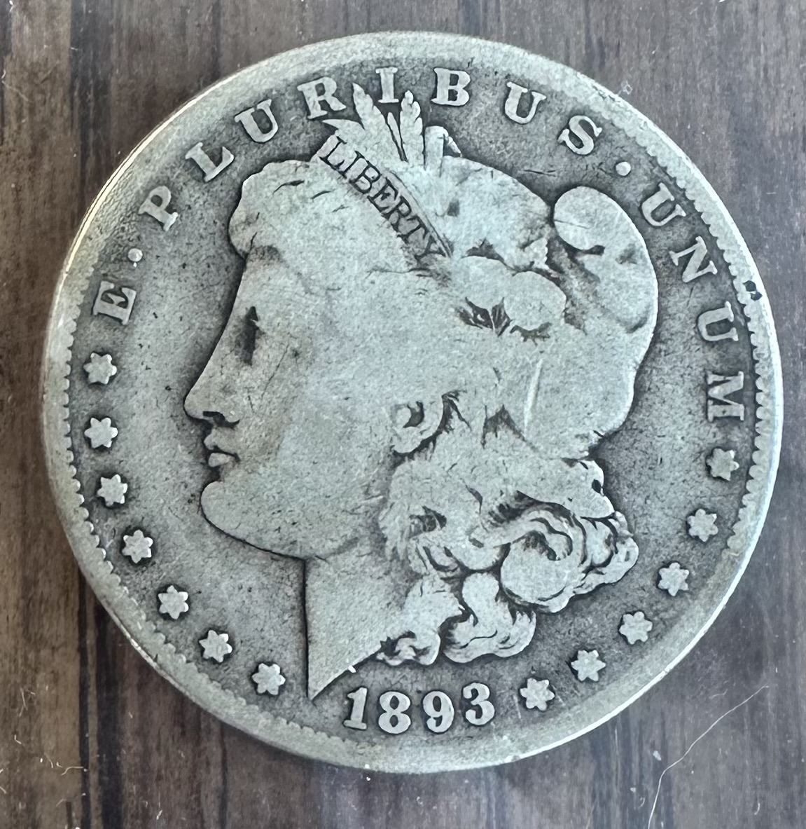 Morgan dollar genuine and struck fake comparison