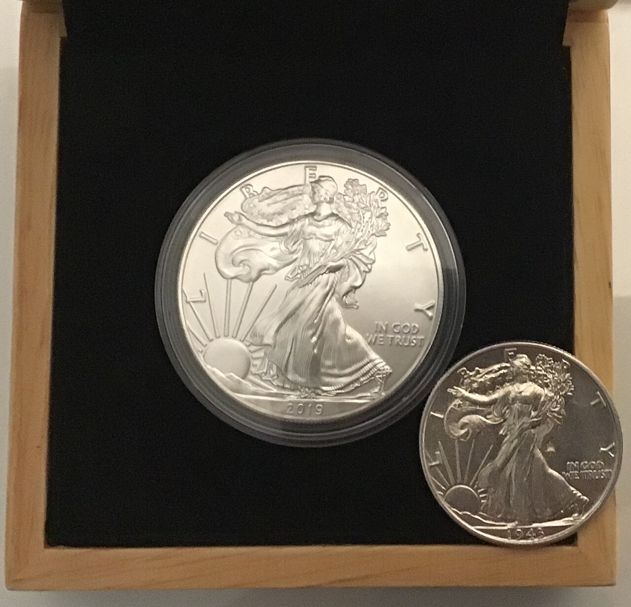 Close-up Silver Eagle obverse detail